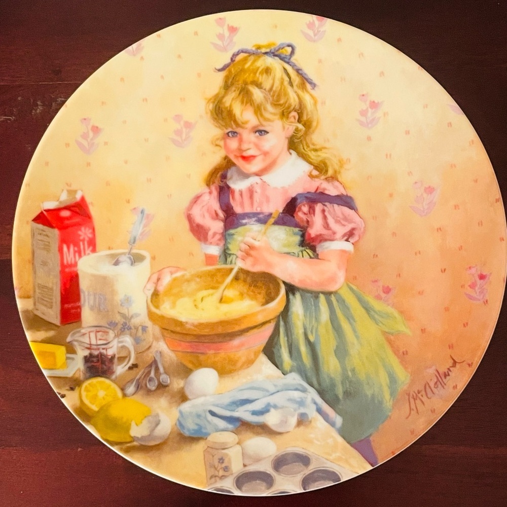 1986 “Muffin Making” John McClelland  8.5” Fine China Collector Plate: Like New